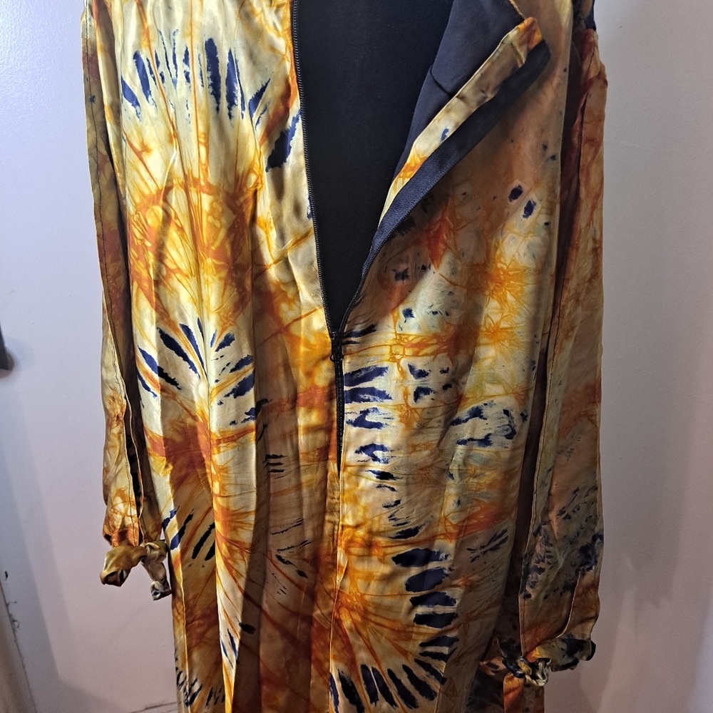 Dress - Picture 7 of 8